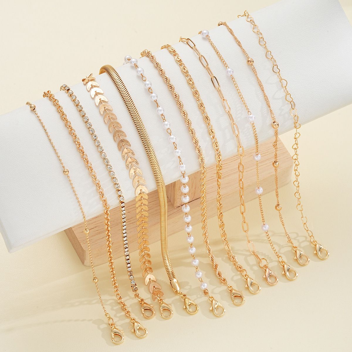 European And American Style Exquisite Beaded Chain Simple Fashionable 12-Piece Bracelet Set For Women